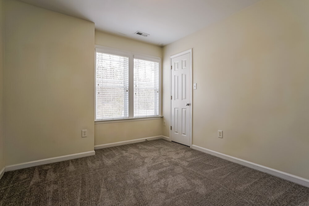 Building Photo - 4812 Landover Ridge Dr