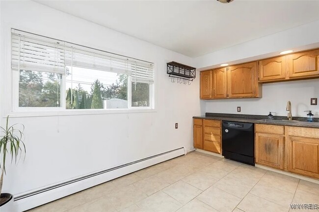 Building Photo - 108 Jenell Dr