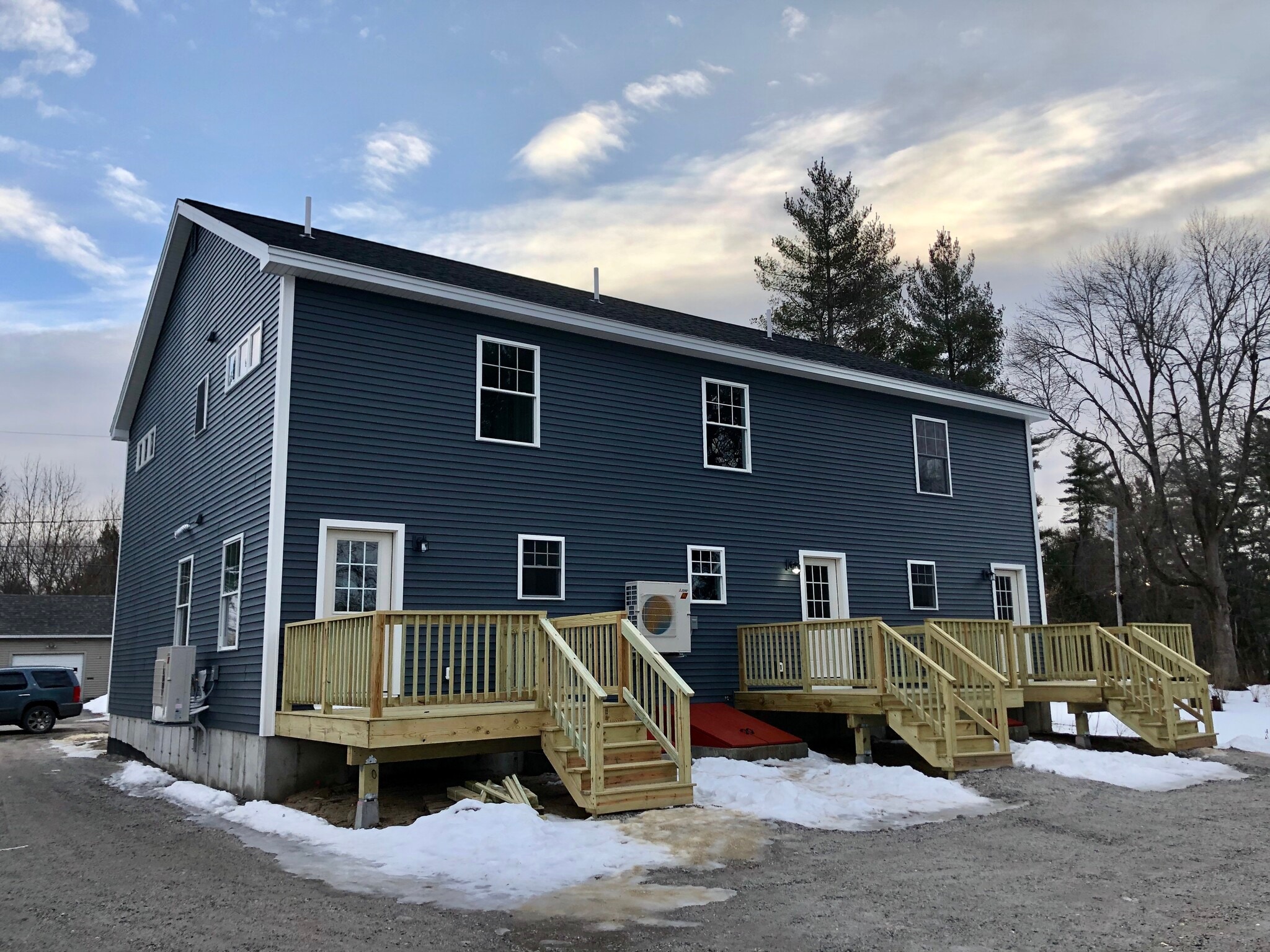 Building Photo - 27 Jefferson St