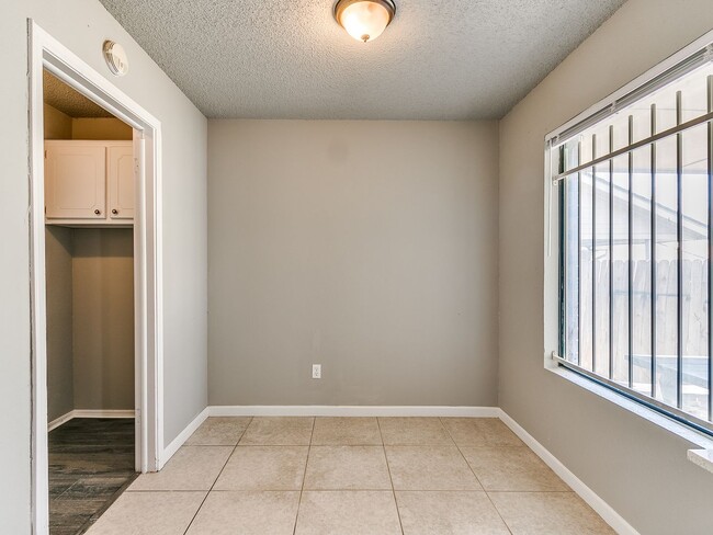 Building Photo - 3 Bed/2 Bath Home in Midwest City