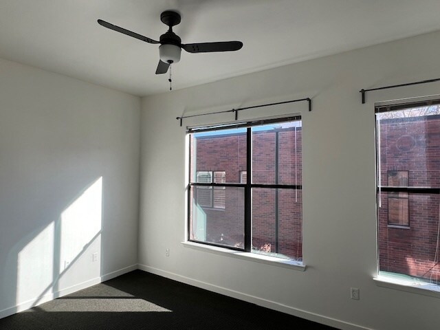 Building Photo - 1326 E Sutter Walk