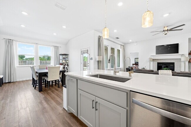 Building Photo - Spacious 5-Bed, 4-Bath Gem in Melissa ISD - Your Dream Home Awaits in Melissa, TX!