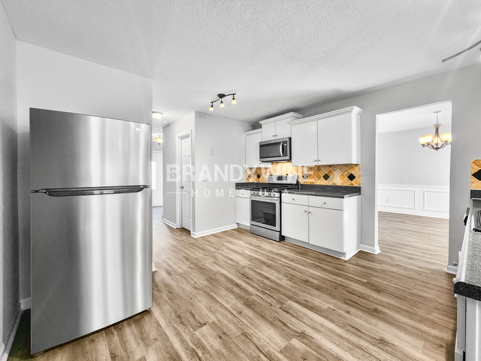 Building Photo - 773 Asbury Way