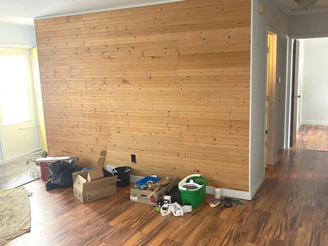 Building Photo - 423 Grand Blvd