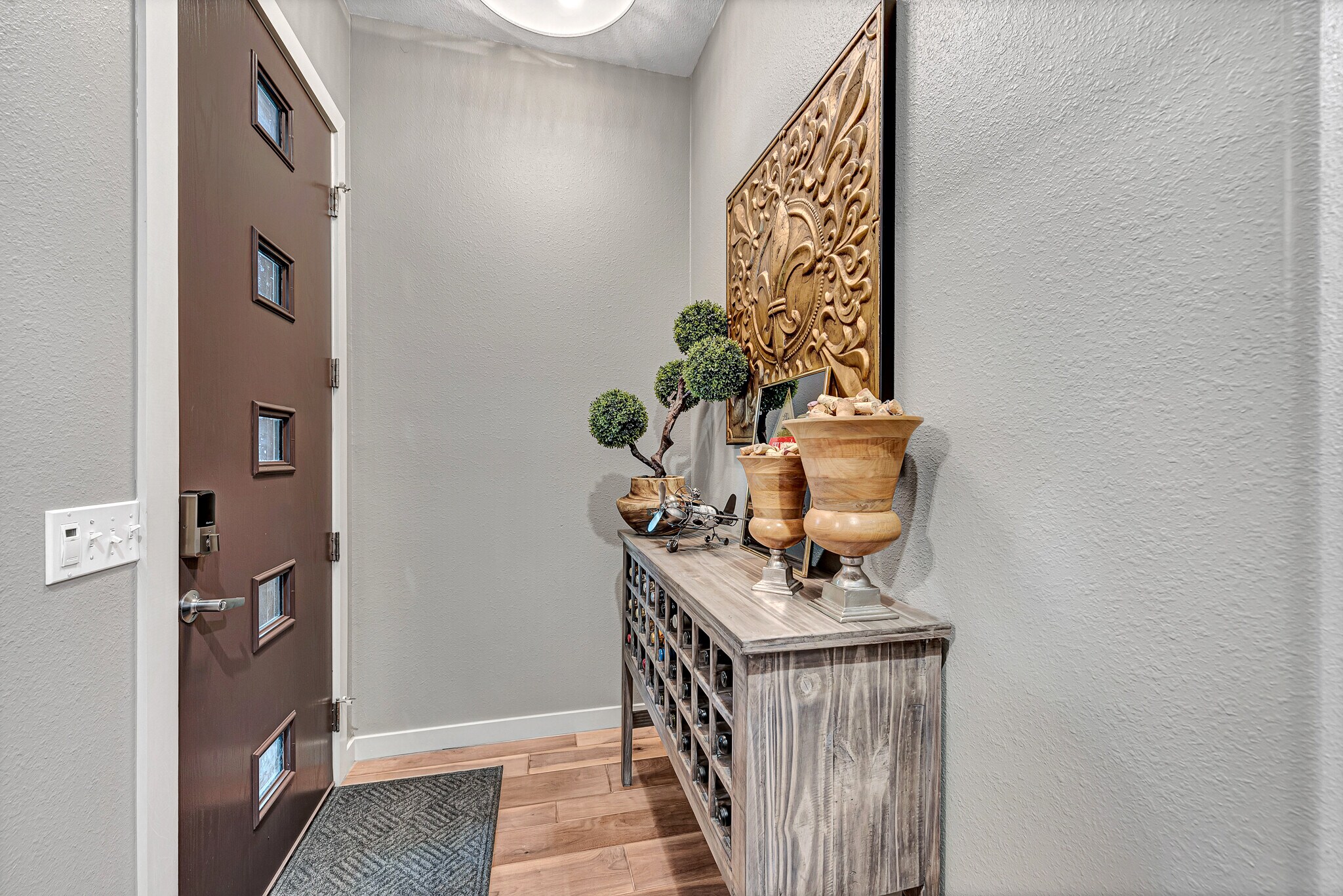 Building Photo - 21 E Martin Luther King Jr Blvd