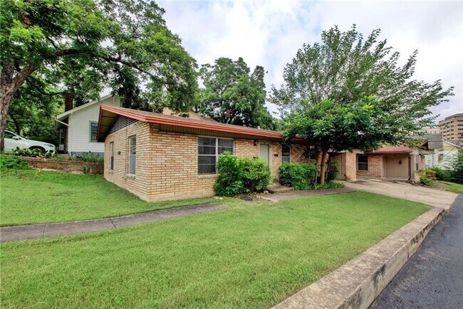 Primary Photo - 507 Bellevue Pl