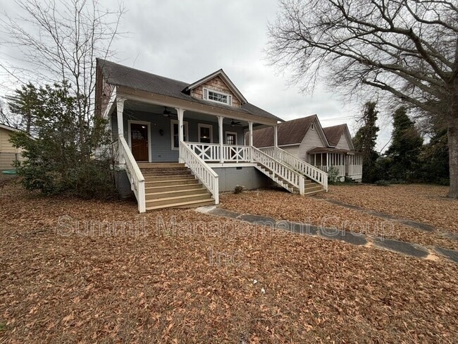 Building Photo - 8 N Broad St