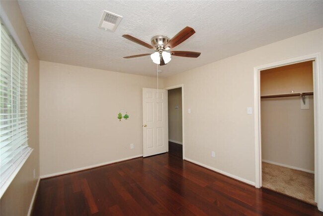 Building Photo - 17110 Fairway Glen Ct