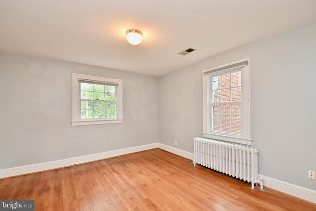 Building Photo - 4627 16th St N