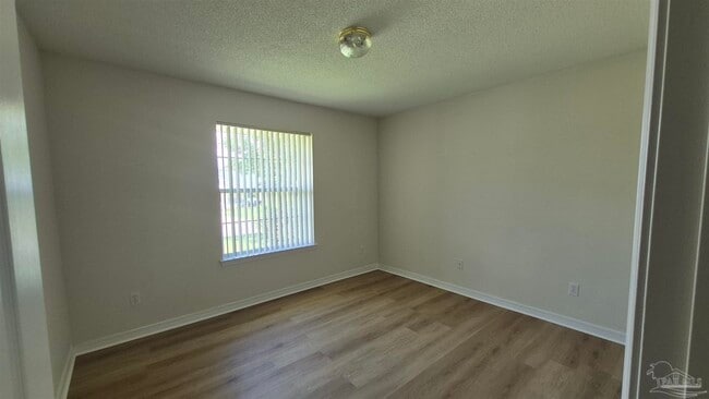 Building Photo - 7361 Chimney Pines Dr