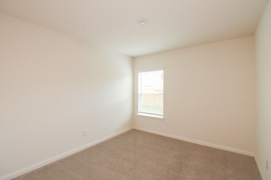 Building Photo - 22067 Ellison Dr