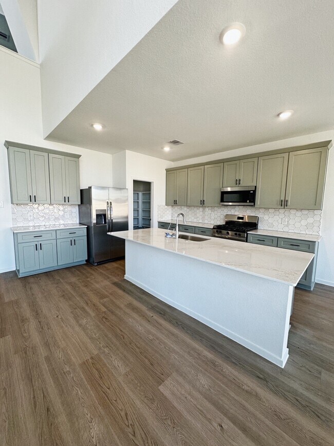 Building Photo - 3230 Coral Bluff Dr