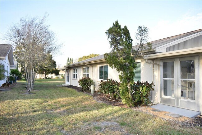 Building Photo - 1906 Canterbury Ln