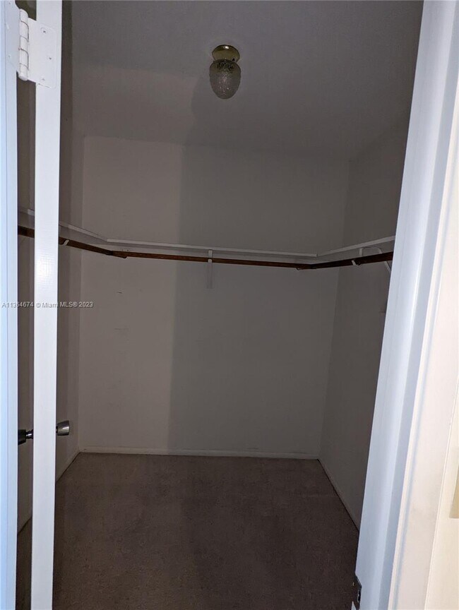 Building Photo - 2600 S Course Dr