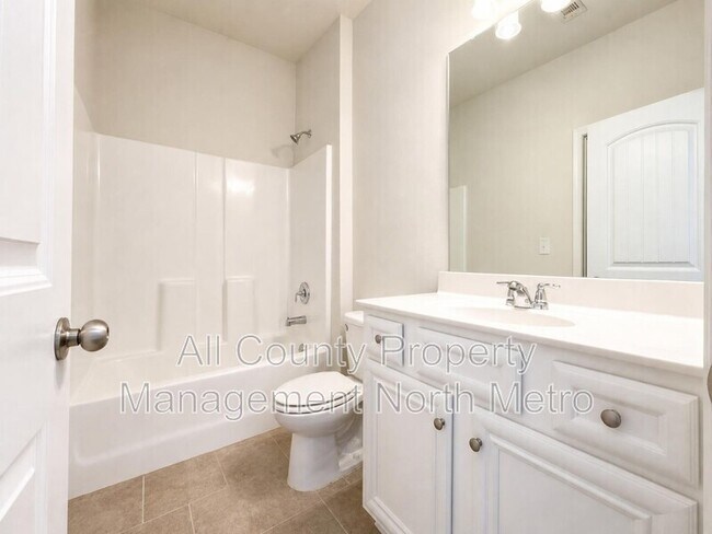Building Photo - 7880 Brewton Creek Dr