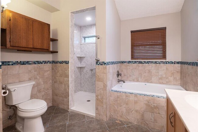 Building Photo - 3511 Lovage Dr