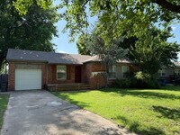 Building Photo - 4819 S Owasso Ave