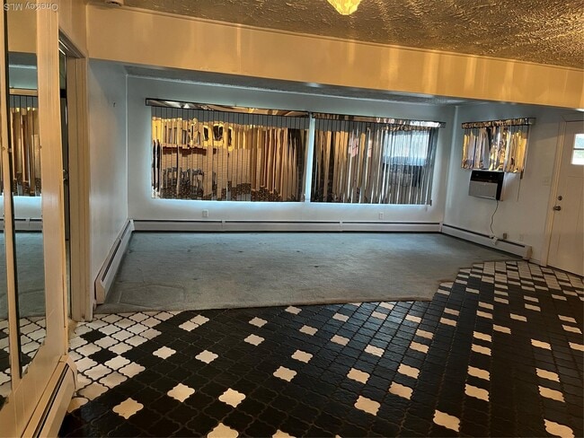 Building Photo - 191 Acre Ln