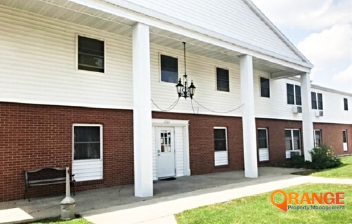 Building Photo - 1311 11th St N