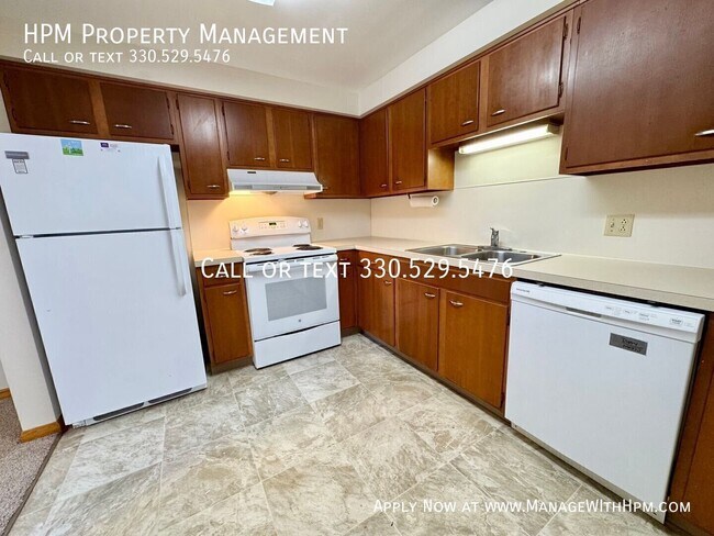 Building Photo - 7165 Starcliff Ave NW
