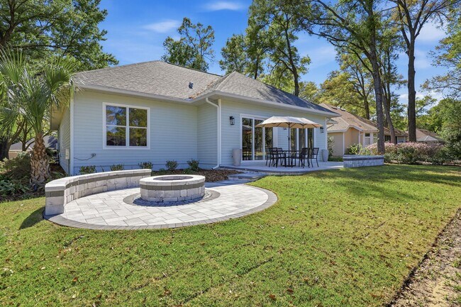 Building Photo - Luxury Golf Course Living in Haile Plantation | Fully Renovated 4BR Home in Gainesville