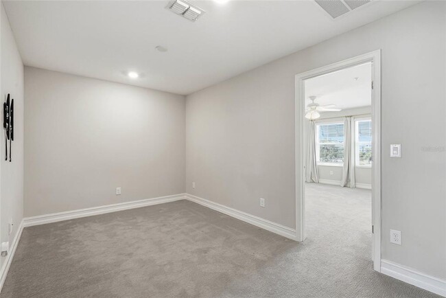 Building Photo - 4941 W Price Ave