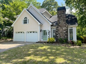 Building Photo - Best in Kennesaw!
