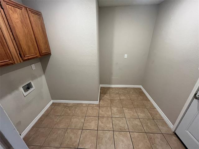 Building Photo - 2405 Brookside Dr