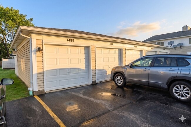 Building Photo - 1483 Cornell Ct