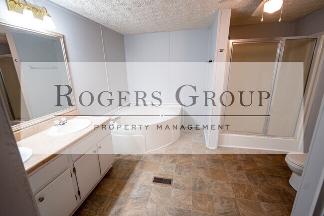 Building Photo - 158 Tutelo Rd