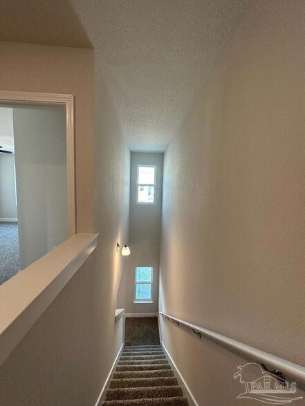 Building Photo - 5737 Stellarjay St