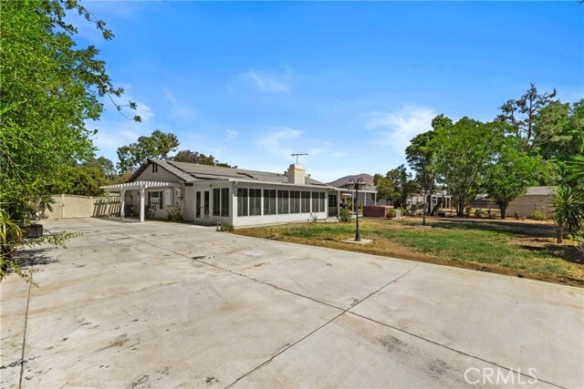 Building Photo - 8557 Saddle Creek Dr