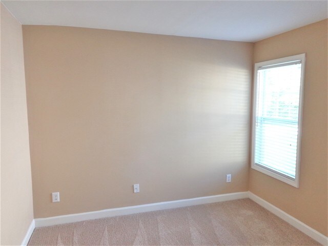 Building Photo - 420 Dutchmans Meadow Drive