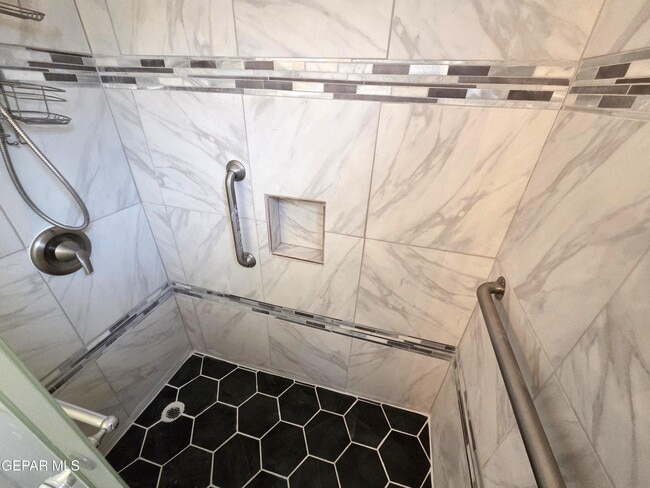 Building Photo - 3856 Tierra Alamo Dr