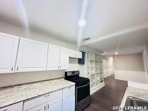 Building Photo - 10806 Lazy Oaks Dr