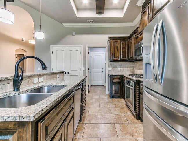 Building Photo - 4817 Arbuckle Dr