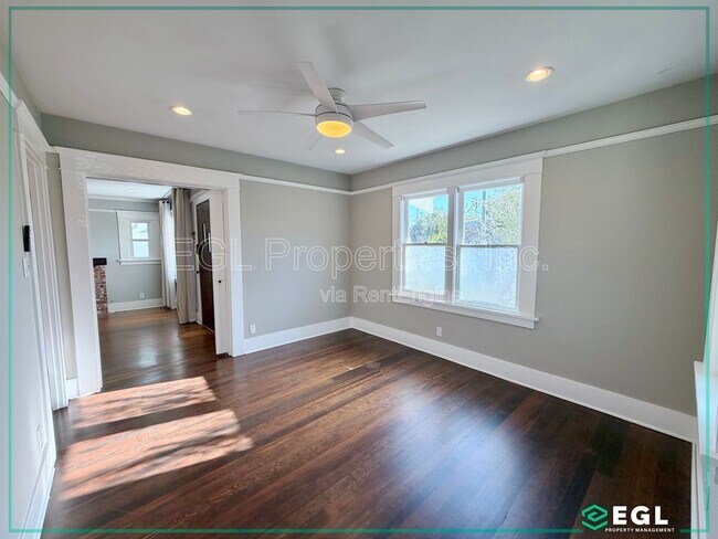 Building Photo - 4609 W 17th St