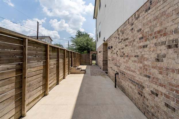 Building Photo - 1721 Thompson St