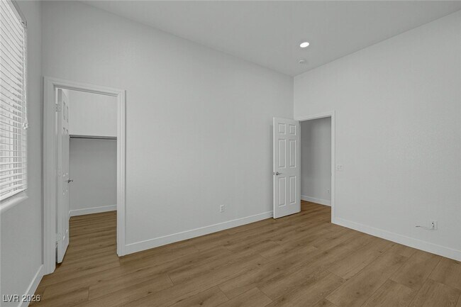 Building Photo - 3492 Hawksbeard Ct