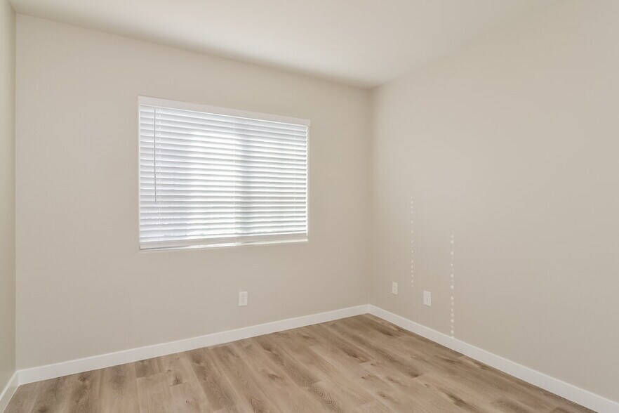 Building Photo - 2712 Morning Break Ct