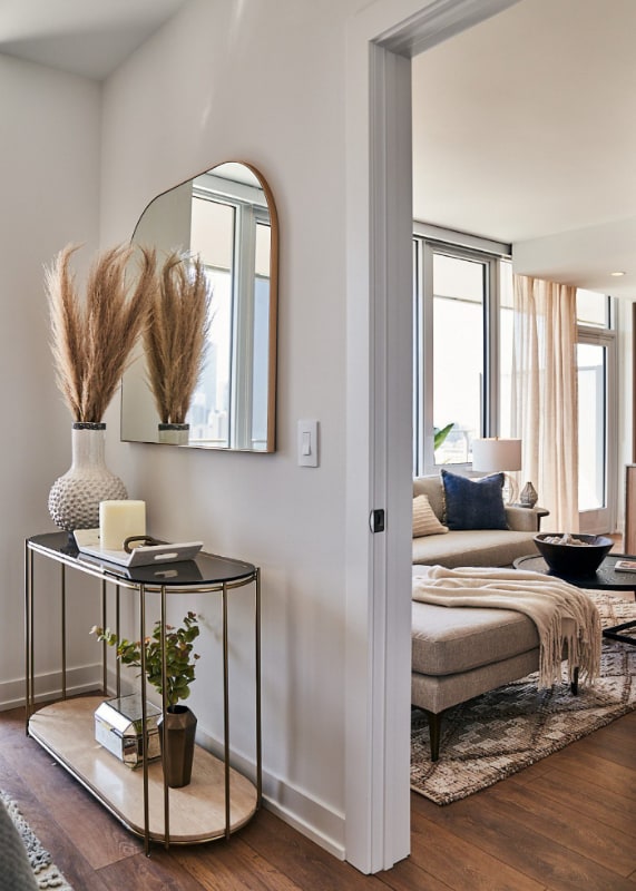 Building Photo - 103 W Hill St