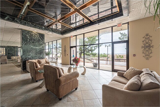 Building Photo - 3851 Boardwalk