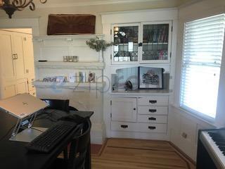 Building Photo - Unit