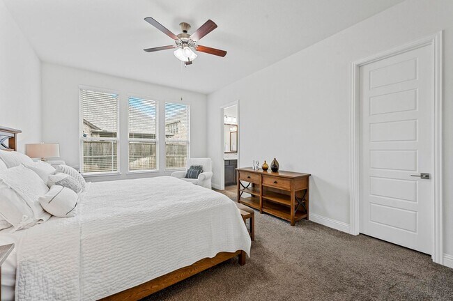 Building Photo - Colleyville ISD in Glade Parks Community!