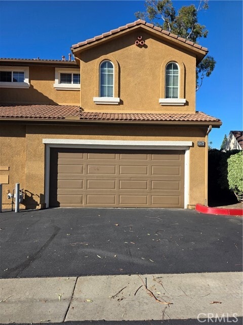 Building Photo - 2035 E Harvard Privado