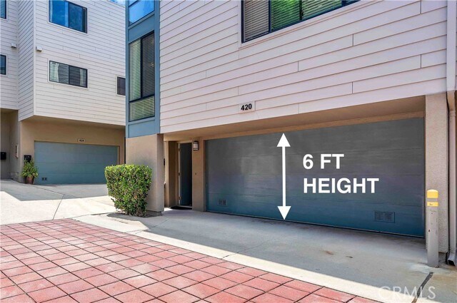 Building Photo - 420 Palos Verdes Blvd