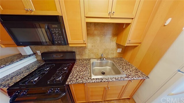 Building Photo - 2511 E Washington Blvd