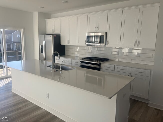 Building Photo - 6979 Adalene Ln