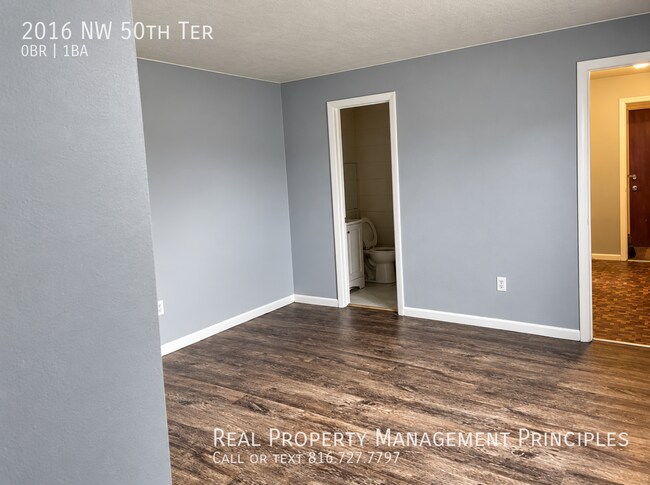 Building Photo - 2016 NW 50 Terrace