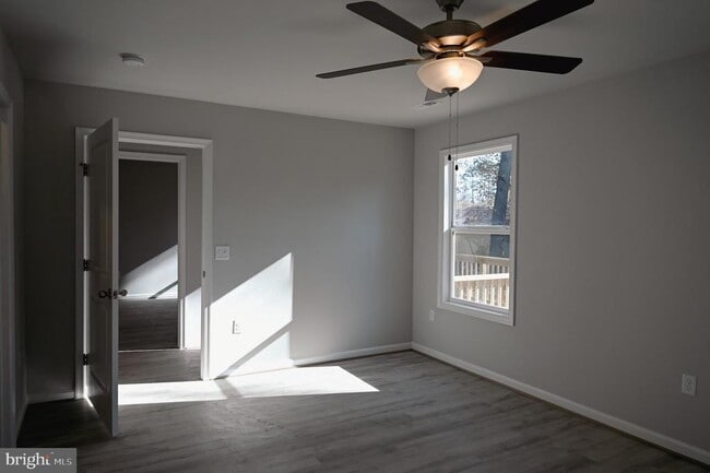 Building Photo - 86 Woodbine Dr